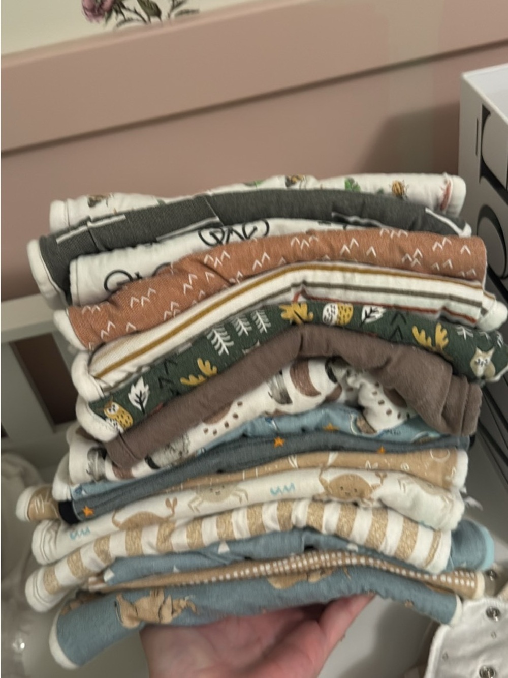 16 Boys/ Neutral Copper Pearl Burp Cloths